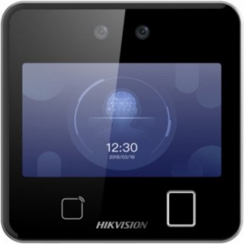 Терминал доступа является терминалом распознавания лиц, который использует алгоритм глубокого обучения, помогающий быстрее распознавать лицо с более высокой точностью HIKVISION DS-K1T642EF